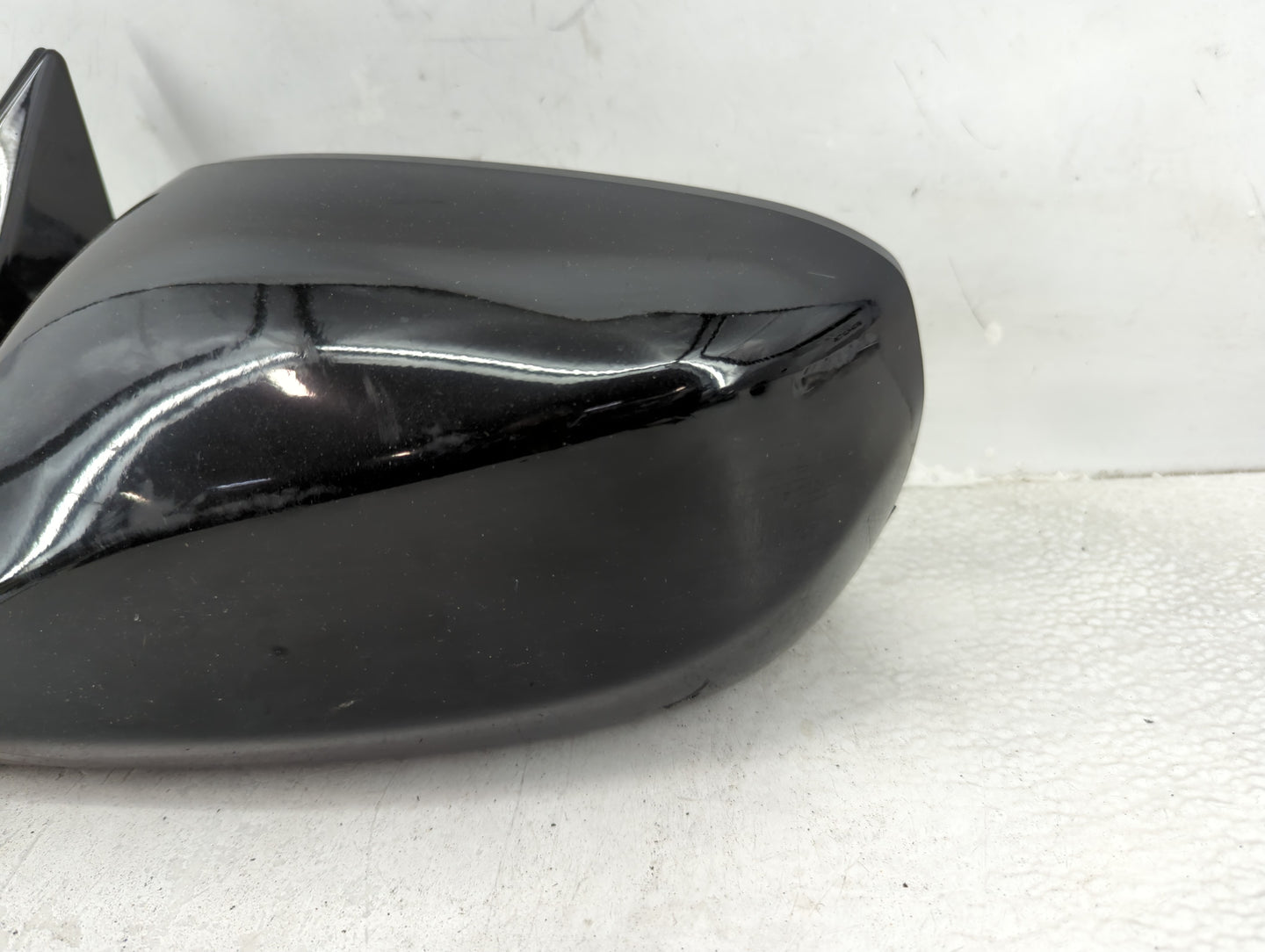 2017-2018 Hyundai Santa Fe Driver Side View Mirror - Left Door Mirror OEM Used - Oemusedautoparts1.com