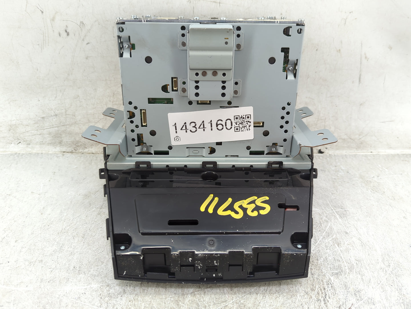 2017-2018 Hyundai Santa Fe Radio AM FM Cd Player Receiver Replacement P/N:96160-B8000NNB AT140PAN.L Fits Fits 2017 2018 OEM 