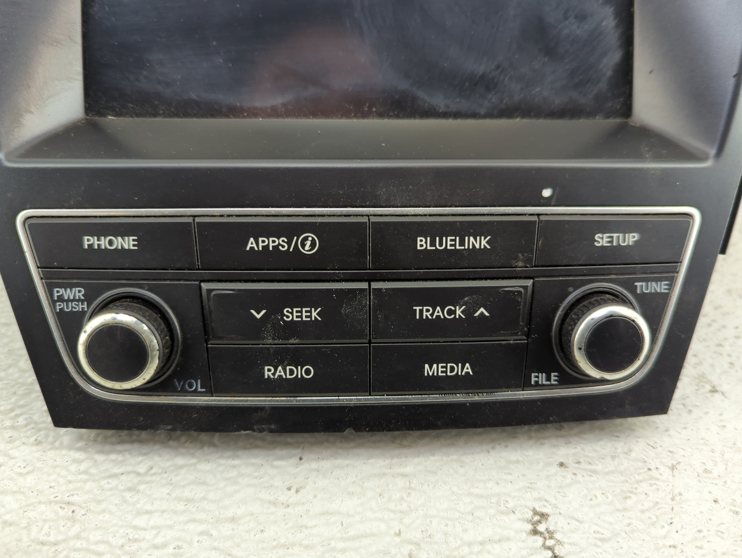 2017-2019 Hyundai Santa Fe Radio AM FM Cd Player Receiver Replacement P/N:96160-B8000NN5 AT140DPAN Fits Fits 2017 2018 2019 