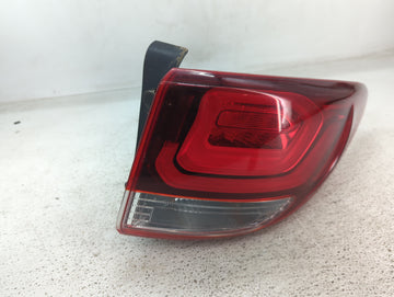 2017-2018 Hyundai Santa Fe Tail Light Assembly Passenger Right OEM P/N:92402-B86 Fits Fits 2017 2018 OEM Used Auto Parts