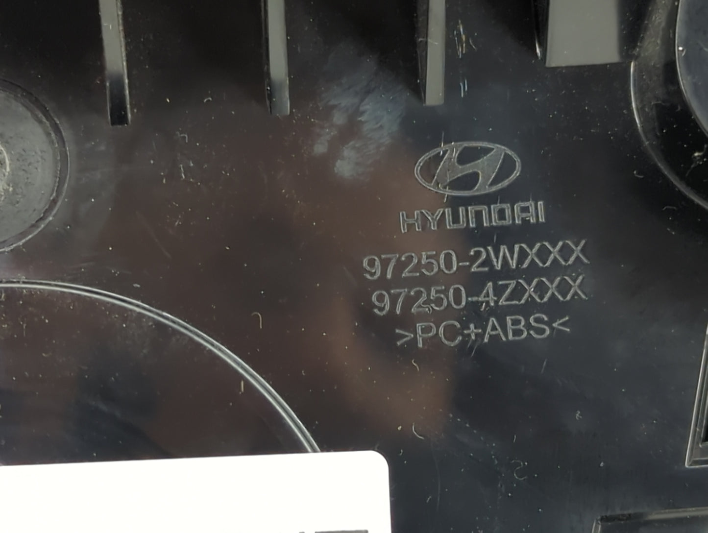 2017-2018 Hyundai Santa Fe Climate Control Module Temperature AC/Heater Replacement P/N:97250-2WXXX 97250-4ZXXX Fits OEM Use