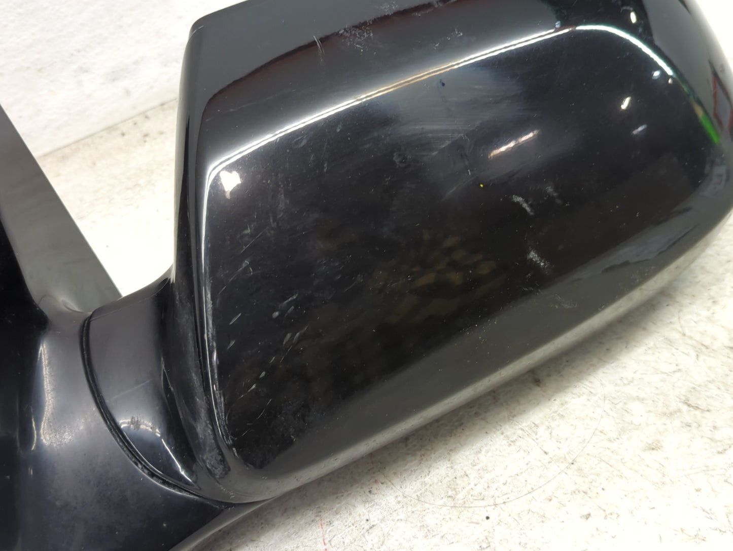2017-2018 Hyundai Santa Fe Driver Side View Mirror - Left Door Mirror OEM Used - Oemusedautoparts1.com