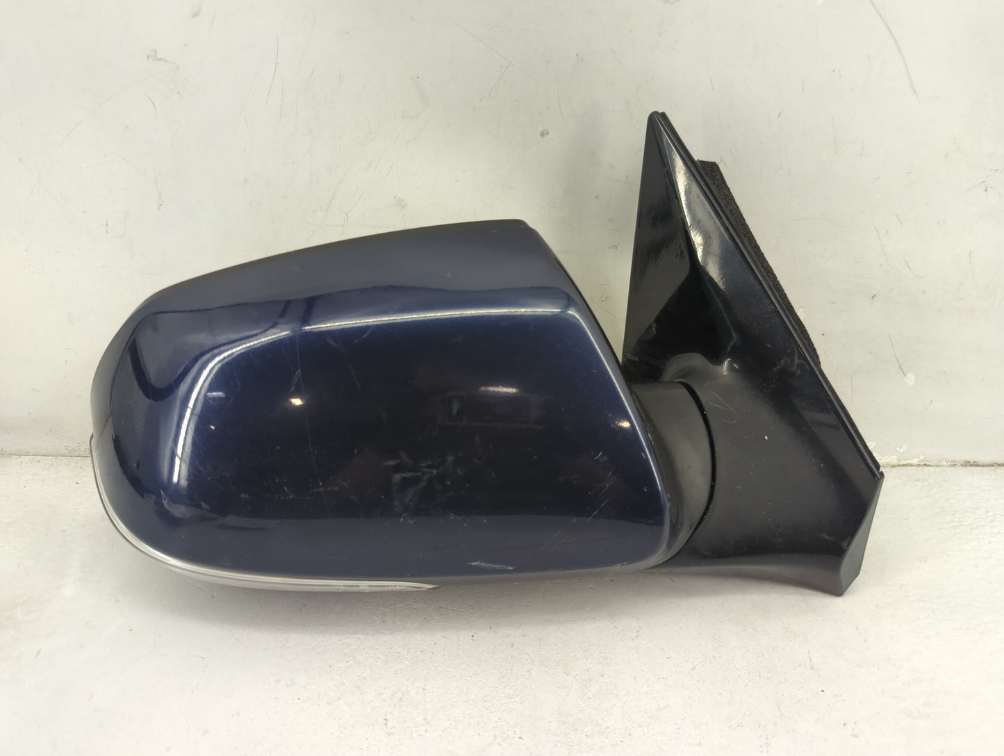 2017-2018 Hyundai Santa Fe Passenger Side View Mirror - Right Door Mirror OEM Used - Oemusedautoparts1.com