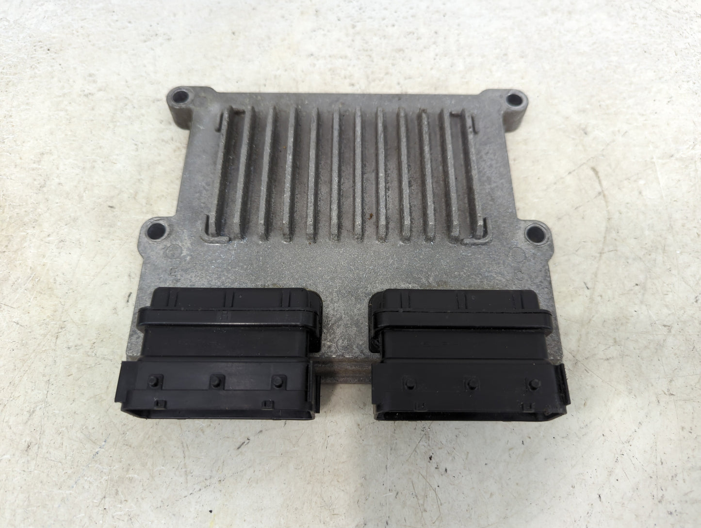 2017-2018 Hyundai Santa Fe PCM Engine Control Computer ECU ECM PCU OEM P/N:39110-3CDP0 11902951 Fits Fits 2017 2018 OEM Used
