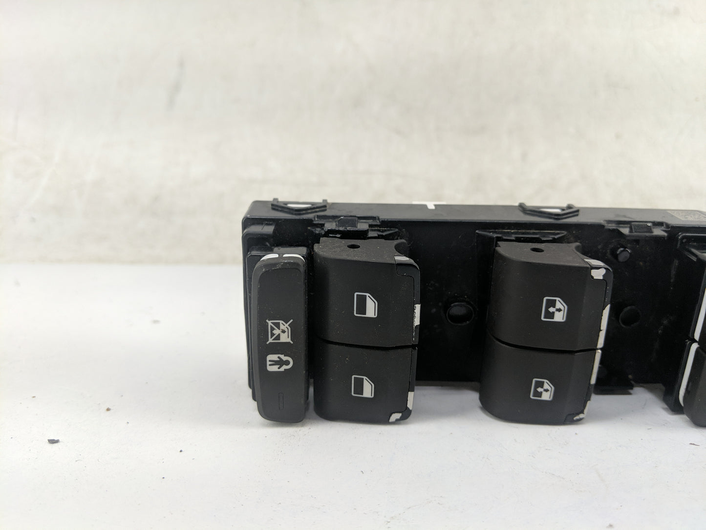 2017-2018 Hyundai Santa Fe Master Power Window Switch Replacement Driver Side Left Fits Fits 2017 2018 OEM Used Auto Parts -