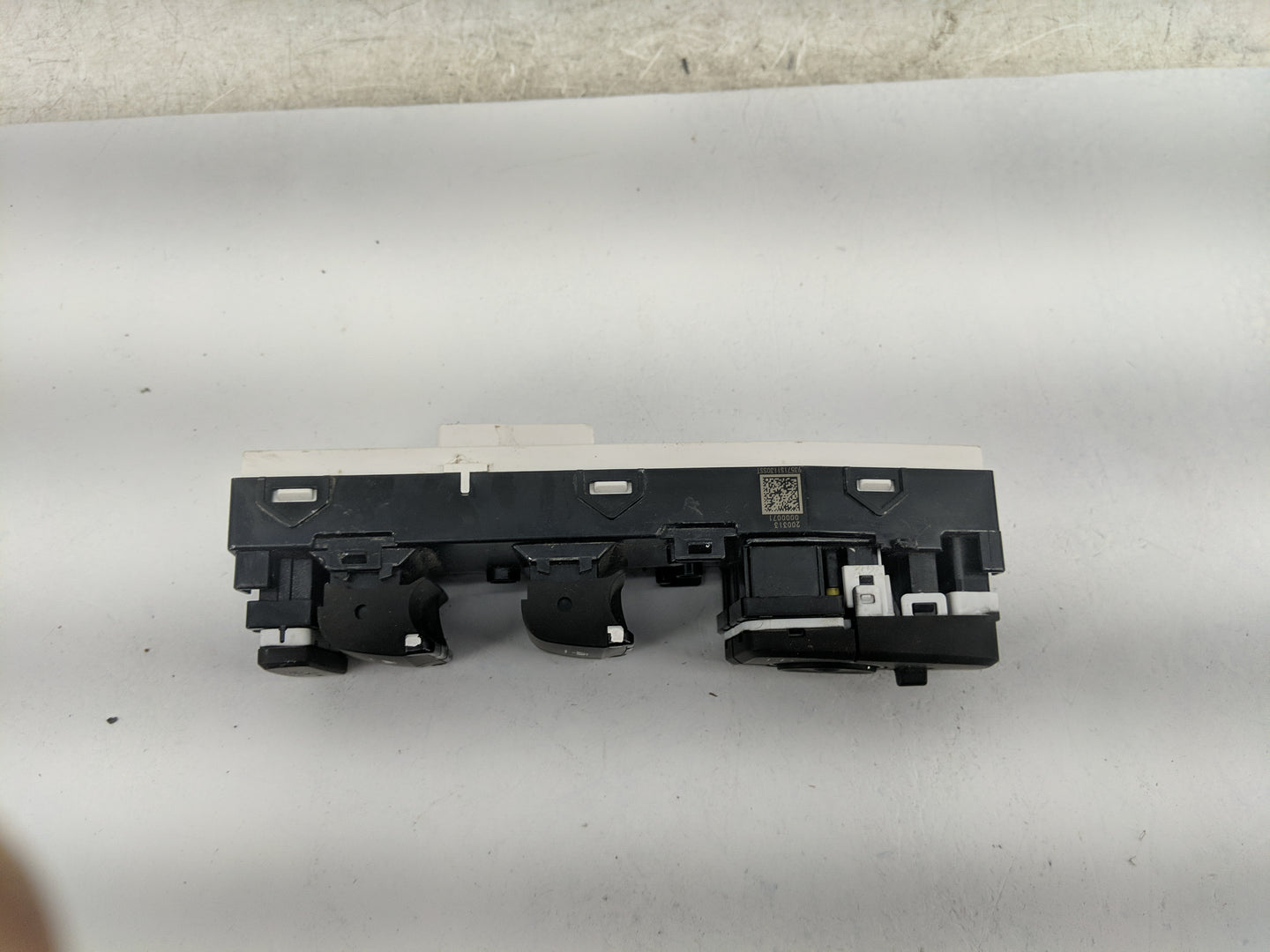 2017-2018 Hyundai Santa Fe Master Power Window Switch Replacement Driver Side Left Fits Fits 2017 2018 OEM Used Auto Parts -