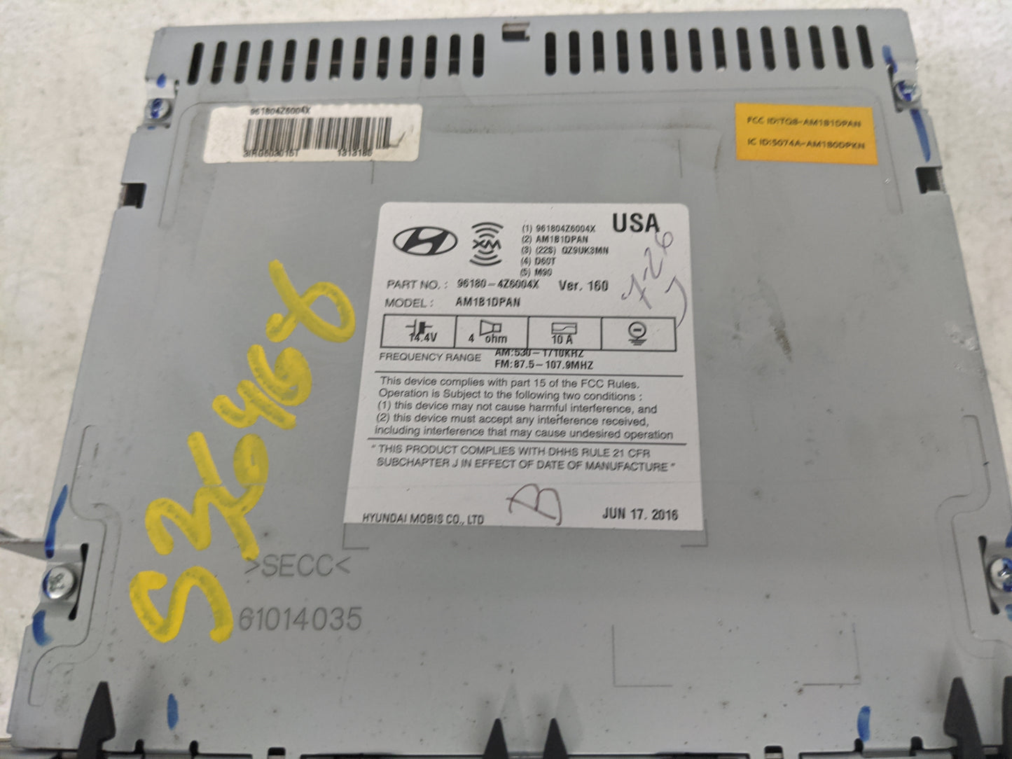 2017-2018 Hyundai Santa Fe Radio AM FM Cd Player Receiver Replacement P/N:96180-4Z6004X AM1B1DPAN Fits Fits 2017 2018 OEM Us