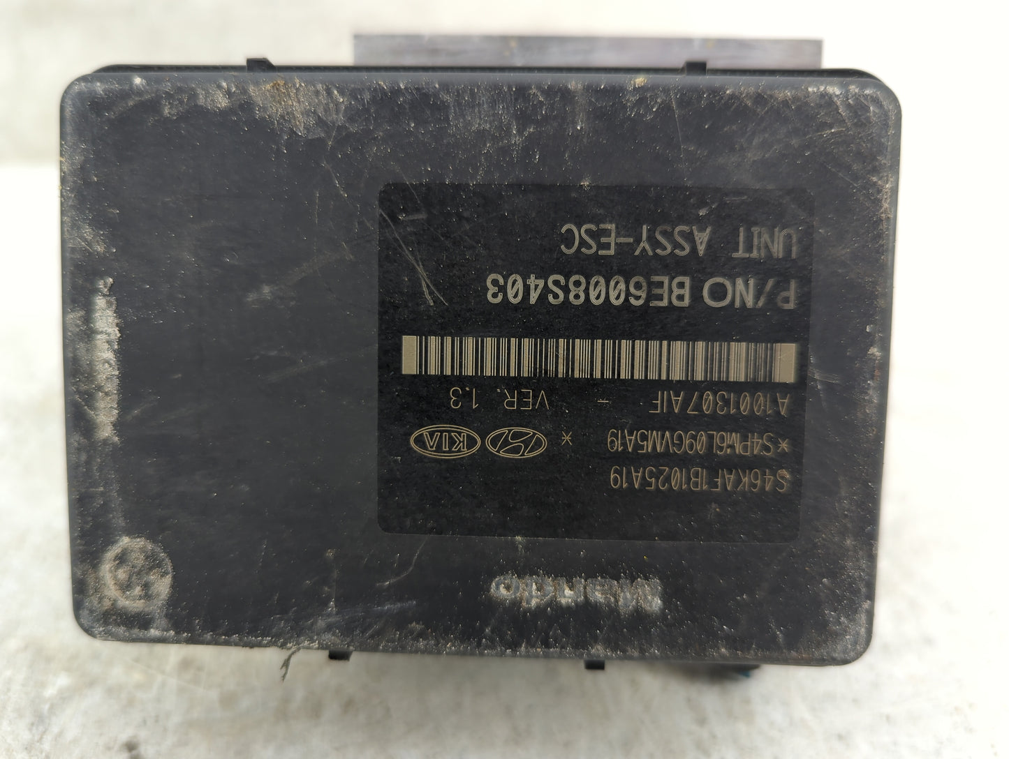 2017-2018 Hyundai Santa Fe ABS Pump Control Module Replacement P/N:BE6008S403 S46KAF1B1025A19, S4PM6L09GVM5A19 Fits Fits 201