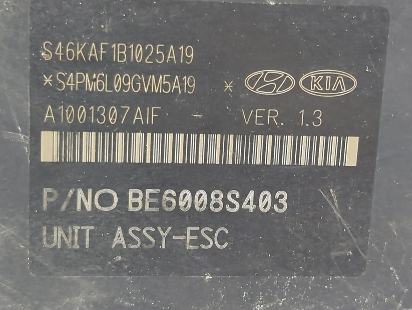 2017-2018 Hyundai Santa Fe ABS Pump Control Module Replacement P/N:BE6008S403 S46KAF1B1025A19, S4PM6L09GVM5A19 Fits Fits 201