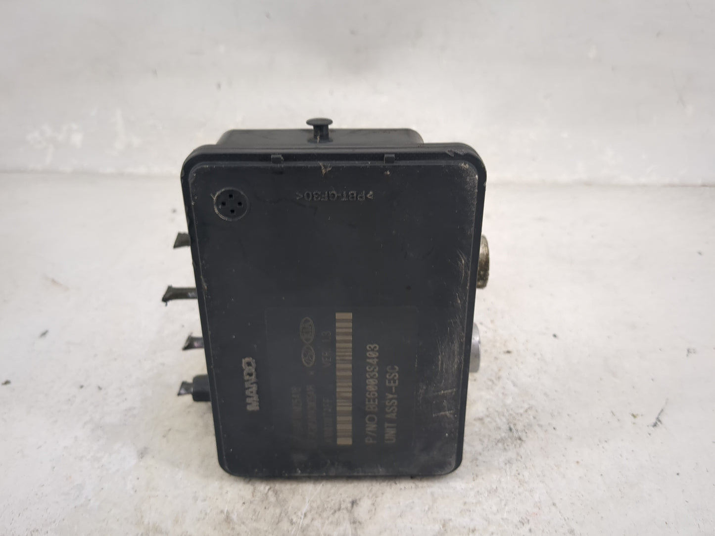 2017-2018 Hyundai Santa Fe ABS Pump Control Module Replacement P/N:58920-B8AC0 BH6013S403 Fits Fits 2017 2018 OEM Used Auto 