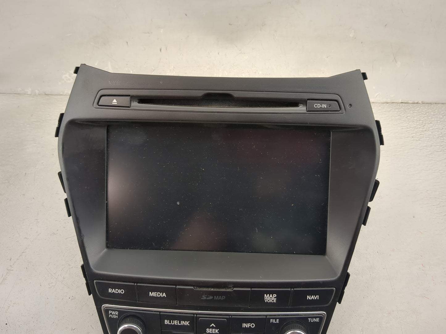 2017 Hyundai Santa Fe Radio AM FM Cd Player Receiver Replacement P/N:96560-B8510NN5 AT240DPAN, D3965 51050 Fits OEM Used Aut