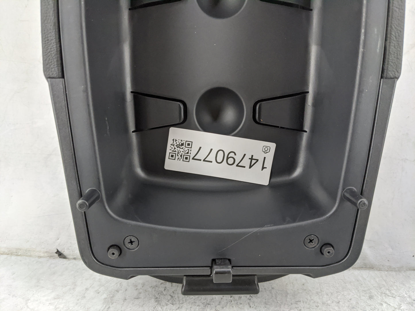 2017 Hyundai Santa Fe Center Console Armrest Cover Lid Fits OEM Used Auto Parts - Oemusedautoparts1.com