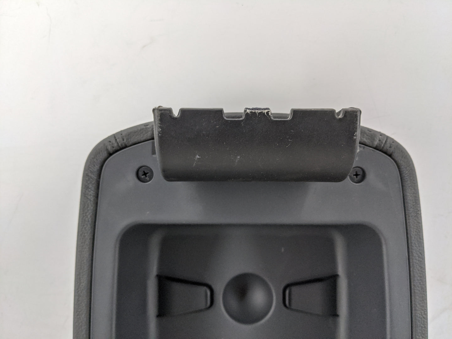 2017 Hyundai Santa Fe Center Console Armrest Cover Lid Fits OEM Used Auto Parts - Oemusedautoparts1.com