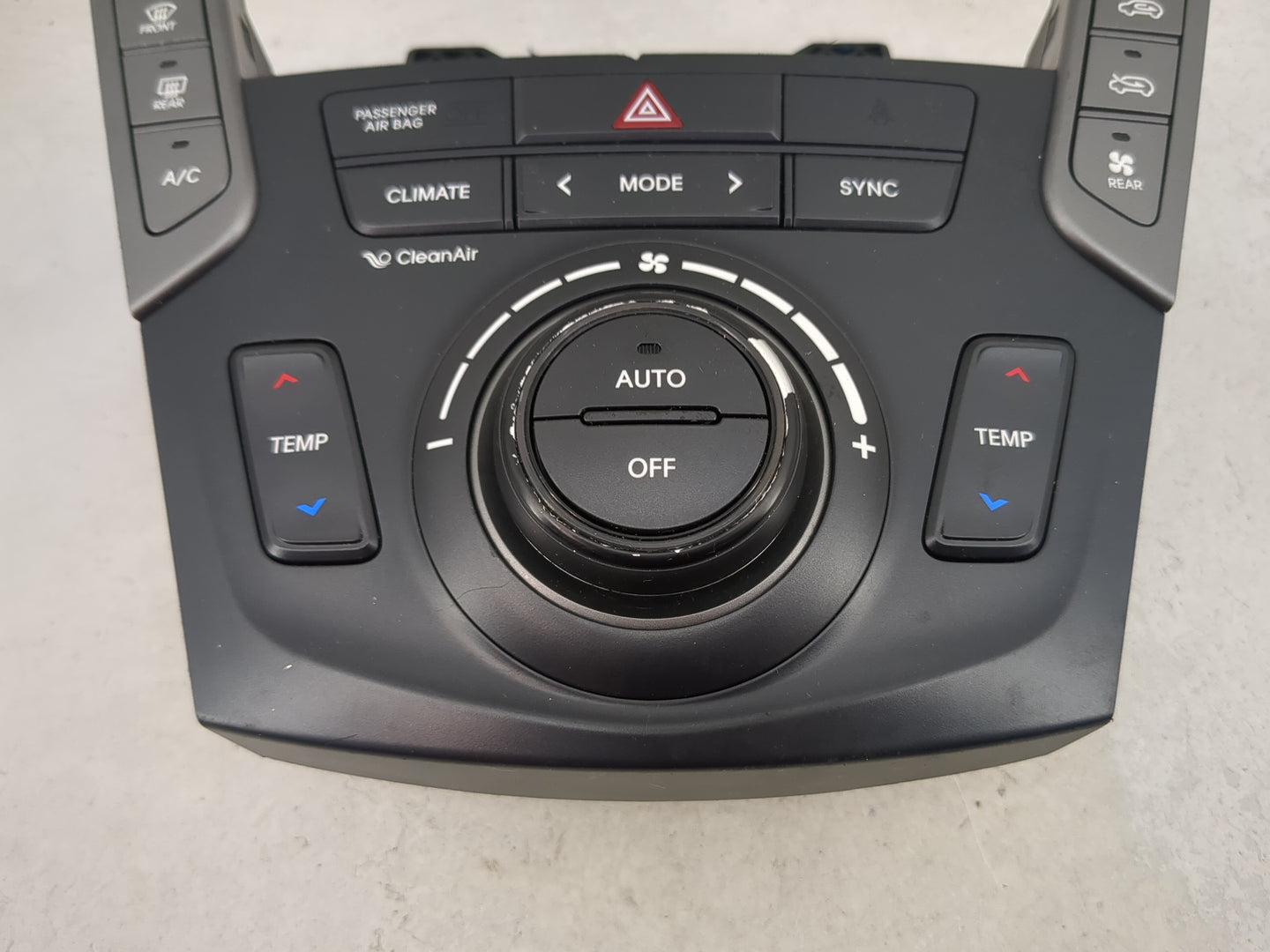 2017-2018 Hyundai Santa Fe Climate Control Module Temperature AC/Heater Replacement P/N:97250-2WXXX 97250-4ZXXX Fits OEM Use