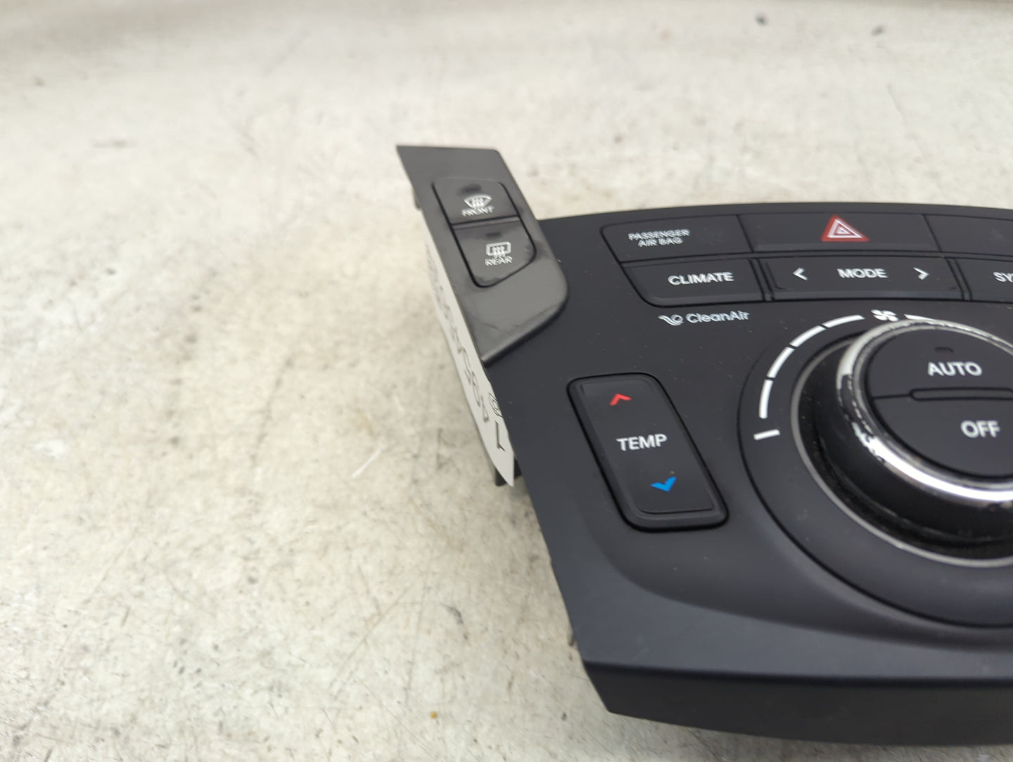 2017-2018 Hyundai Santa Fe Climate Control Module Temperature AC/Heater Replacement P/N:97250-2WXXX 97250-4ZXXX Fits OEM Use
