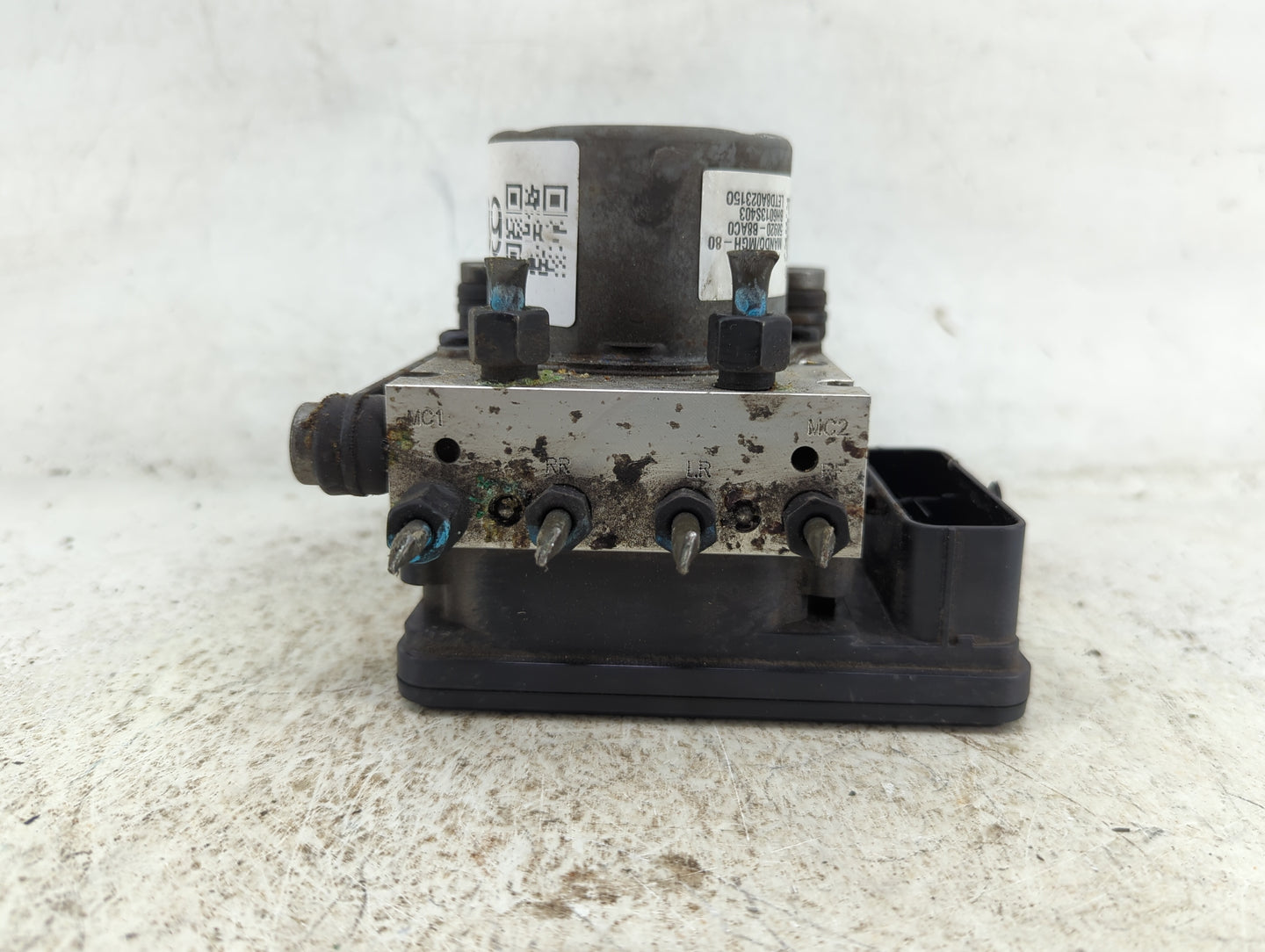 2017-2018 Hyundai Santa Fe ABS Pump Control Module Replacement P/N:BE6003S403 58920-B8AC0, S46GAFB1MP2SA18 Fits Fits 2017 20