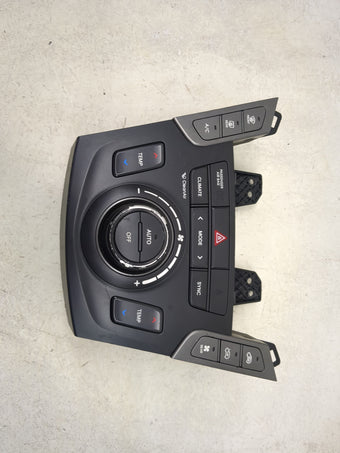compare product 2017-2018 Hyundai Santa Fe Climate Control Module Temperature AC/Heater Replacement P/N:97250-2WXXX 97250-4ZXXX Fits OEM Used Auto Parts