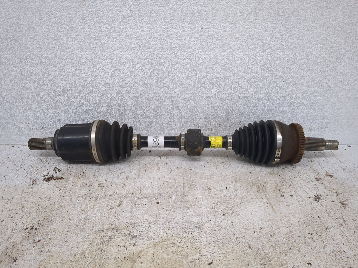 2017 Hyundai Santa Fe Axle Shaft Front Driver Cv C/v 1520662 - Oemusedautoparts1.com