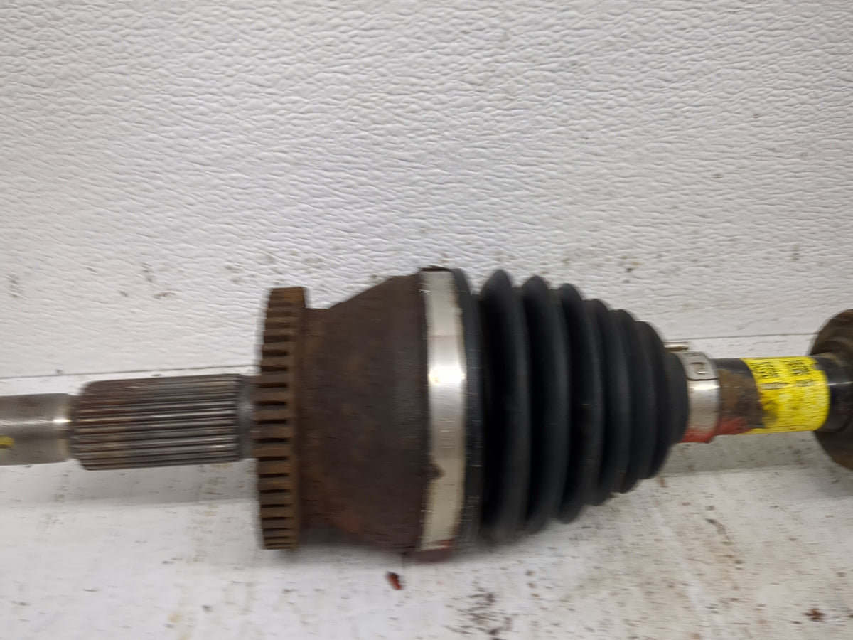 2017 Hyundai Santa Fe Axle Shaft Front Passenger Cv C/v 1520857 - Oemusedautoparts1.com