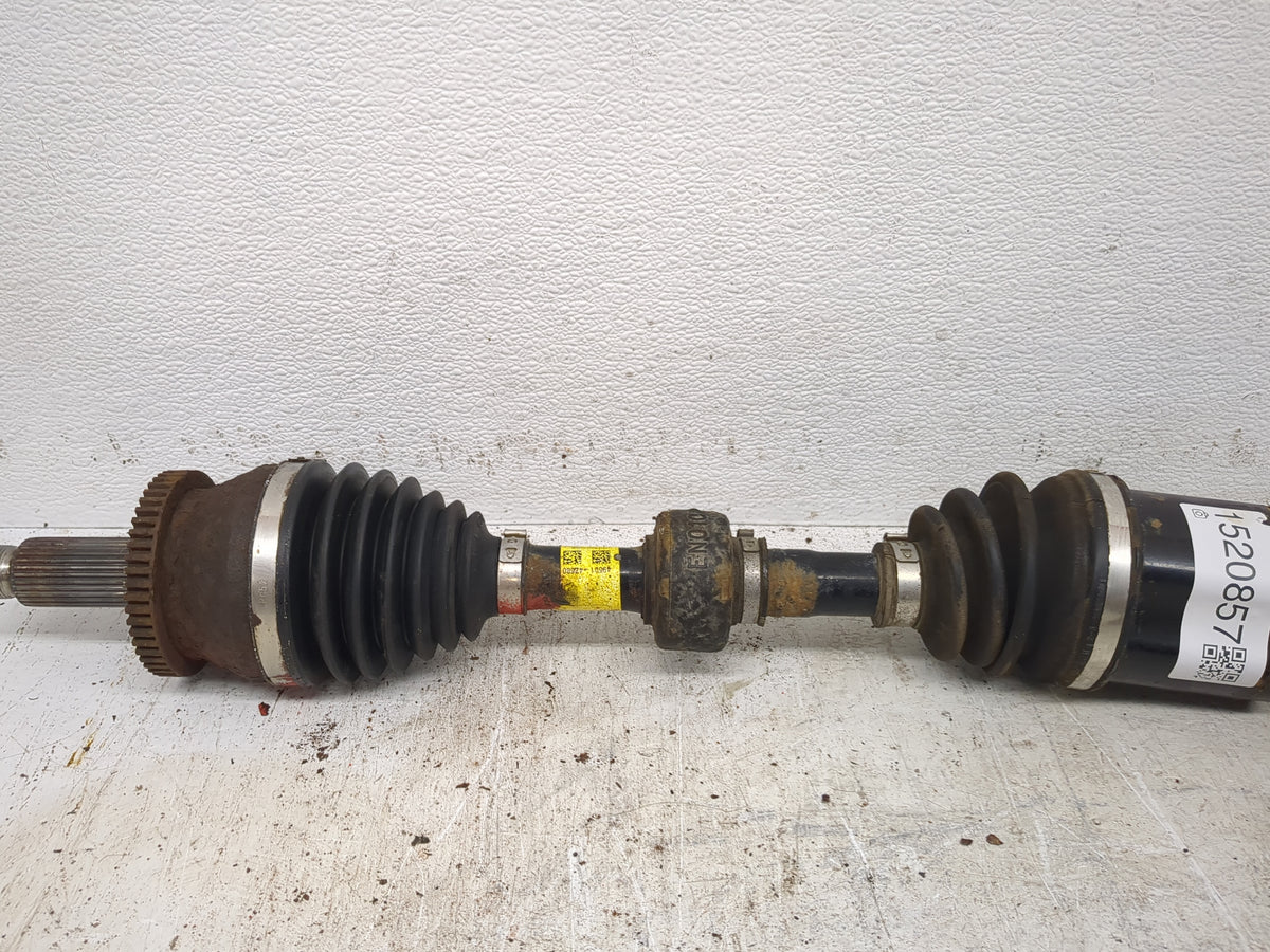 2017 Hyundai Santa Fe Axle Shaft Front Passenger Cv C/v 1520857 - Oemusedautoparts1.com
