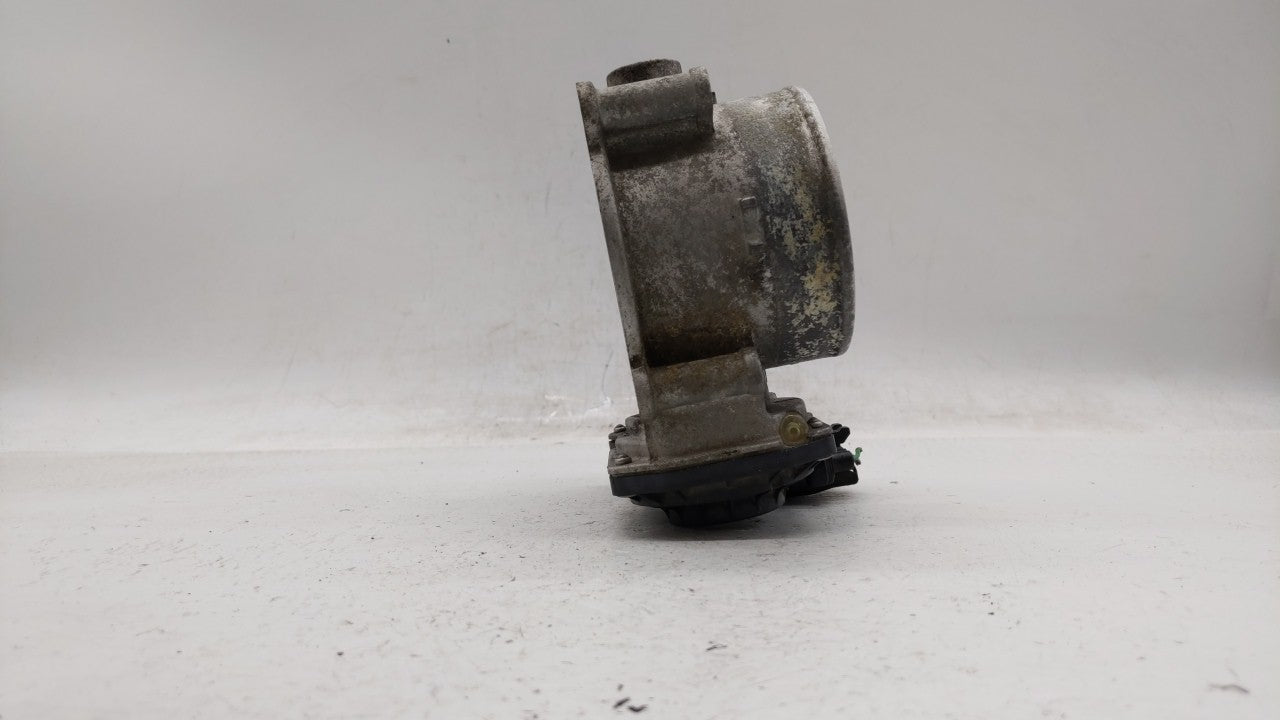 2013-2018 Hyundai Santa Fe Throttle Body P/N:35100-3CAA0 Fits Fits 2012 2013 2014 2015 2016 2017 2018 OEM Used Auto Parts - 