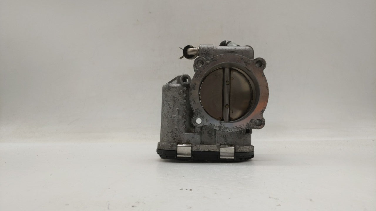 2017 Hyundai Santa Fe Throttle Body P/N:0 280 750 618 35100-2G600 Fits Fits 2015 2016 2018 2019 OEM Used Auto Parts - Oemuse