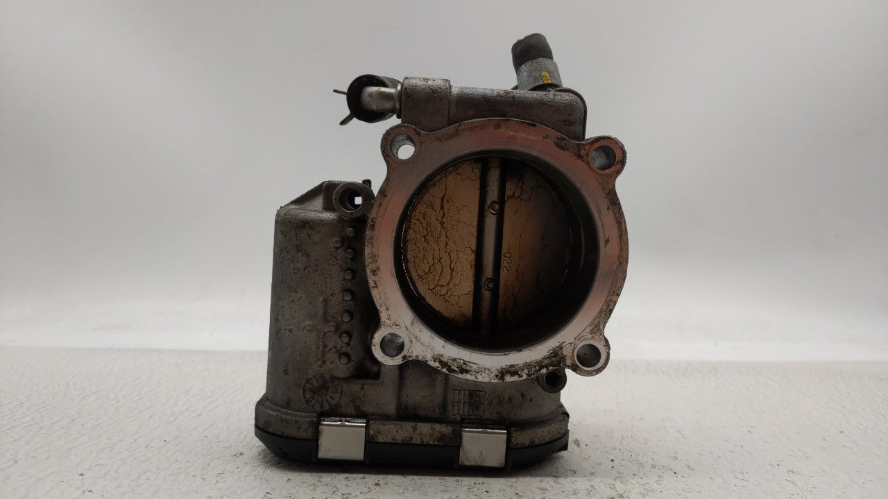 2017 Hyundai Santa Fe Throttle Body P/N:0 280 750 618 35100-2G600 Fits Fits 2015 2016 2018 2019 OEM Used Auto Parts - Oemuse
