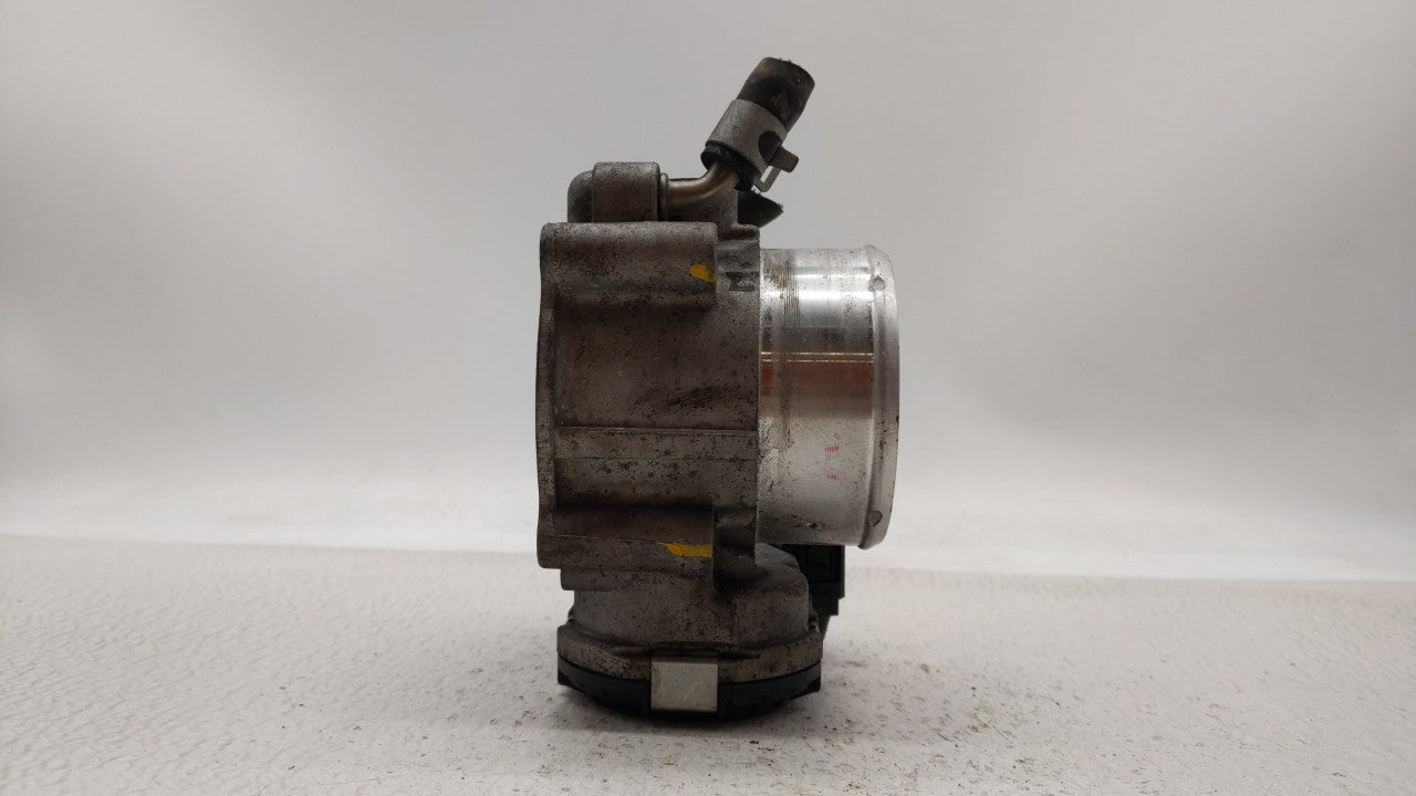 2017 Hyundai Santa Fe Throttle Body P/N:0 280 750 618 35100-2G600 Fits Fits 2015 2016 2018 2019 OEM Used Auto Parts - Oemuse