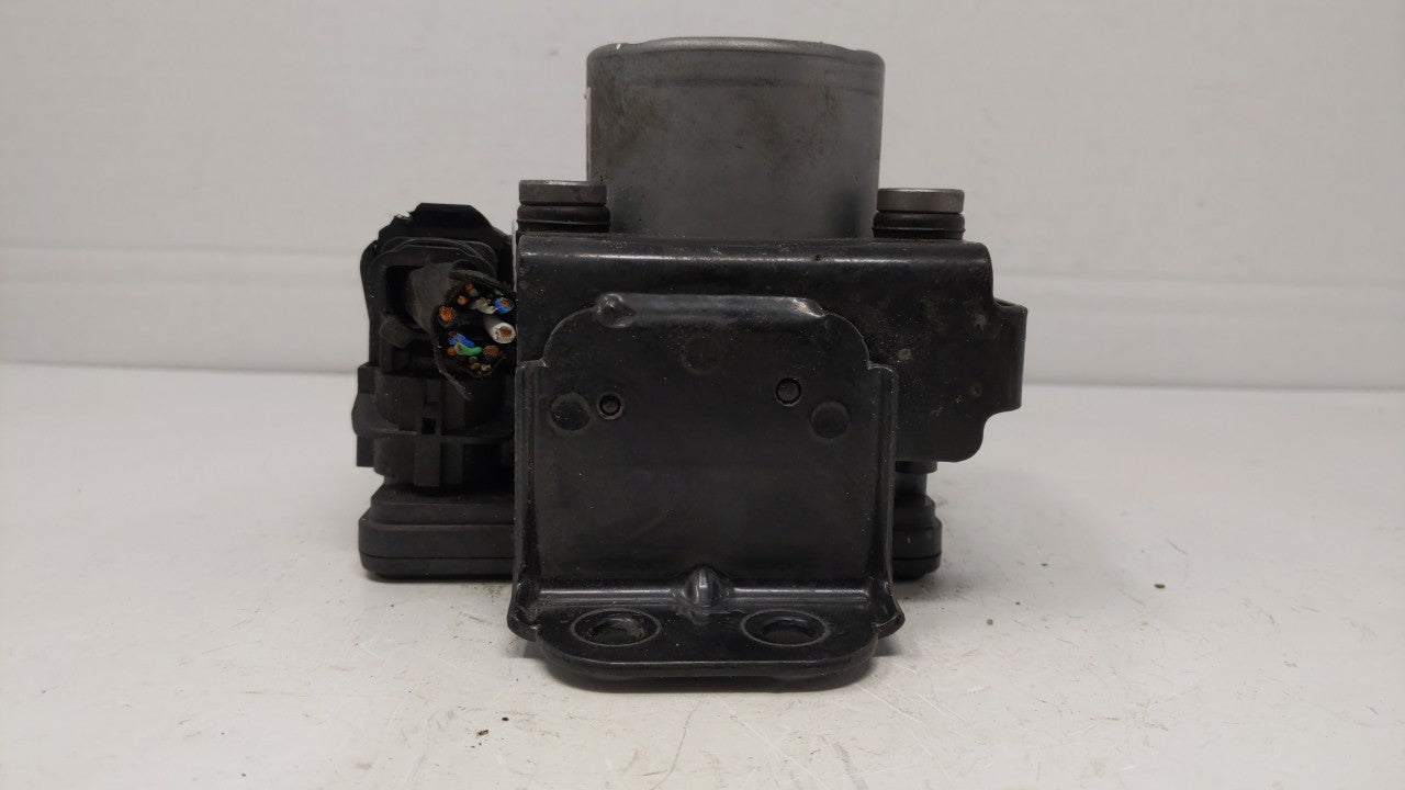 2017-2018 Hyundai Santa Fe ABS Pump Control Module Replacement P/N:58920-B8AC0 Fits Fits 2017 2018 OEM Used Auto Parts - Oem