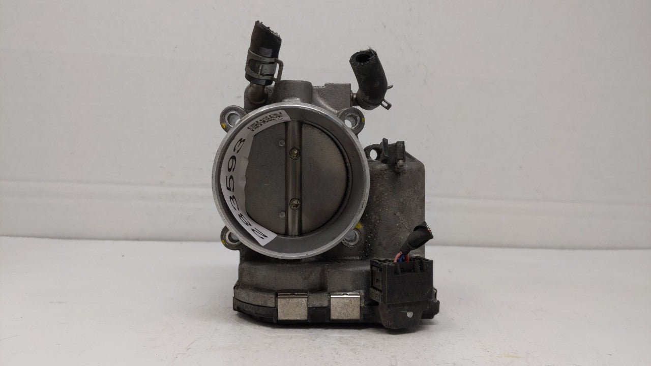 2017 Hyundai Santa Fe Throttle Body P/N:35100-2G600 Fits Fits 2015 2016 2018 2019 OEM Used Auto Parts - Oemusedautoparts1.co