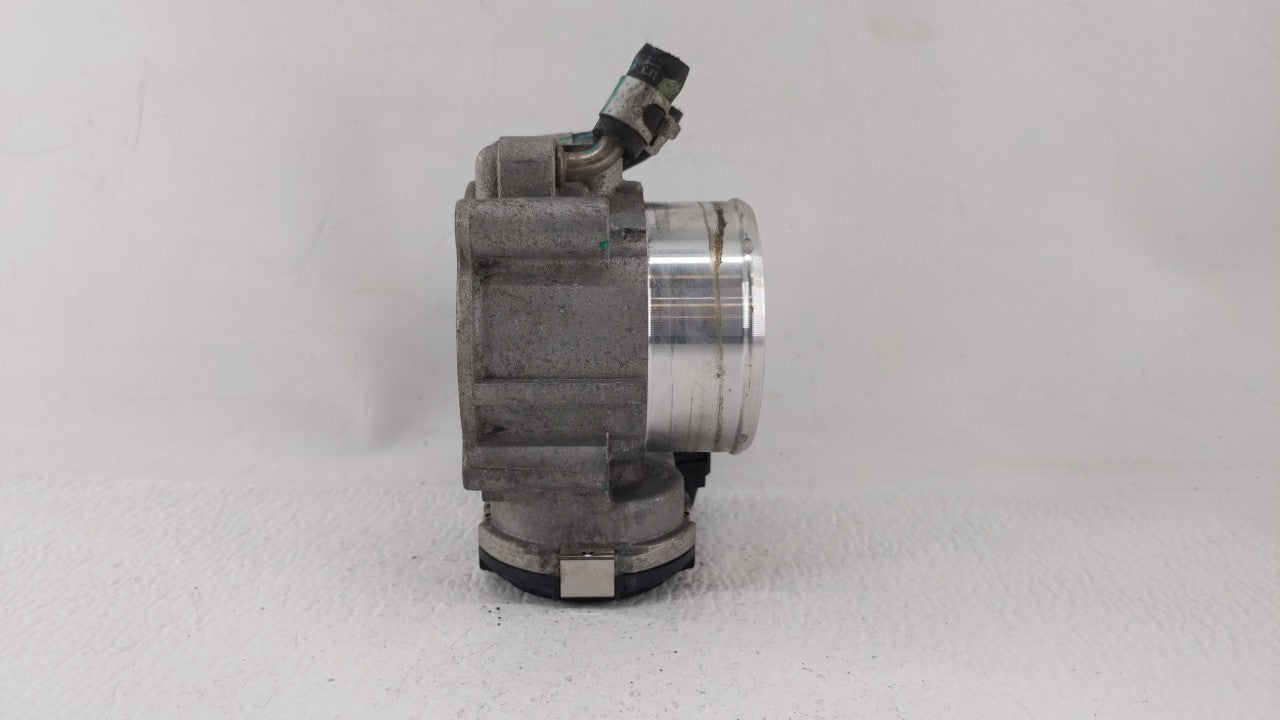 2017 Hyundai Santa Fe Throttle Body P/N:35100-2G600 Fits Fits 2015 2016 2018 2019 OEM Used Auto Parts - Oemusedautoparts1.co