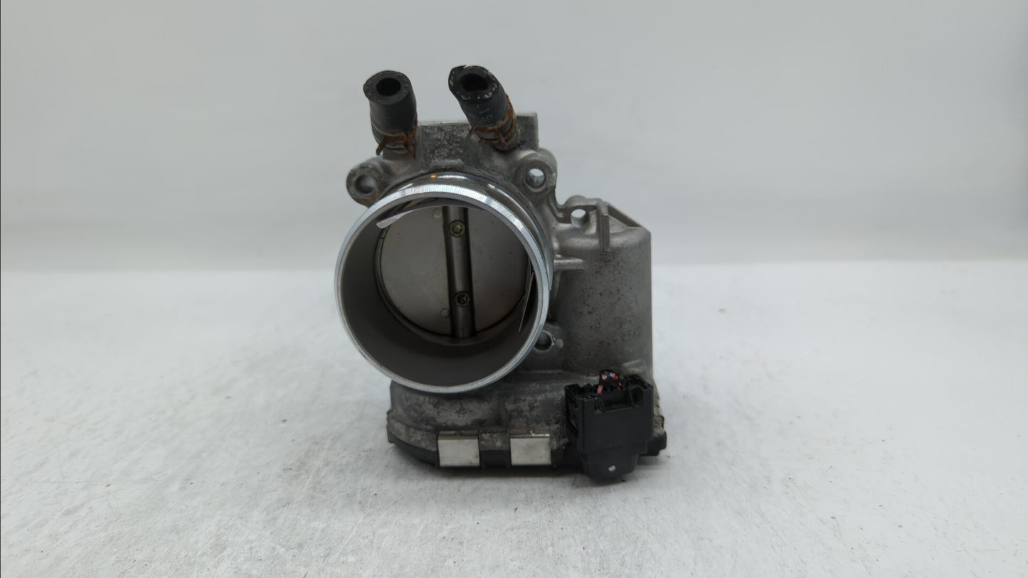 2017 Hyundai Santa Fe Throttle Body P/N:35100-2G610 Fits Fits 2015 2016 2018 2019 OEM Used Auto Parts - Oemusedautoparts1.co