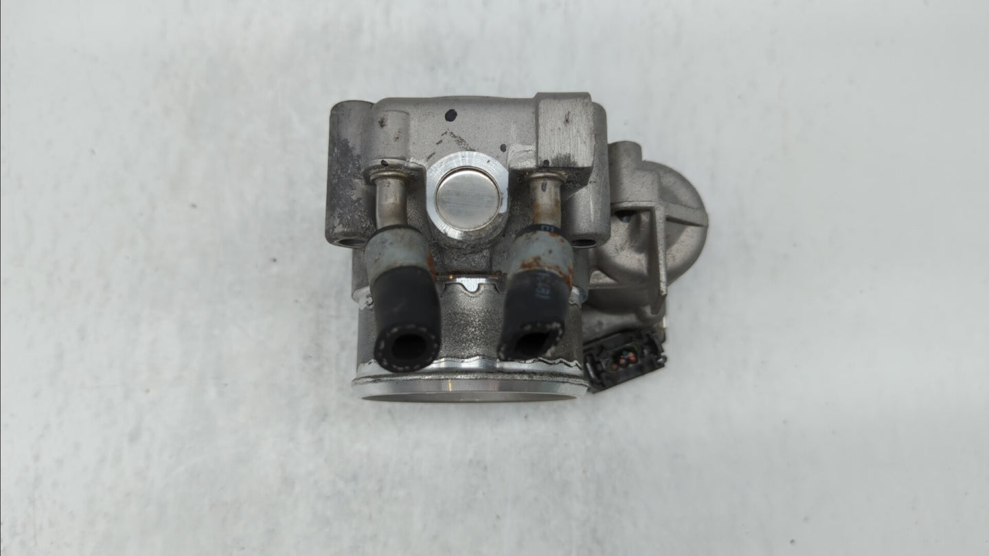 2017 Hyundai Santa Fe Throttle Body P/N:35100-2G610 Fits Fits 2015 2016 2018 2019 OEM Used Auto Parts - Oemusedautoparts1.co