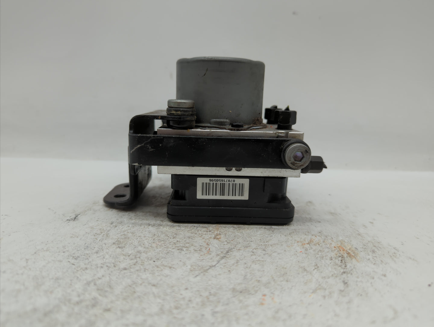 2017-2018 Hyundai Santa Fe ABS Pump Control Module Replacement P/N:58920-B8AC0 Fits Fits 2017 2018 OEM Used Auto Parts - Oem