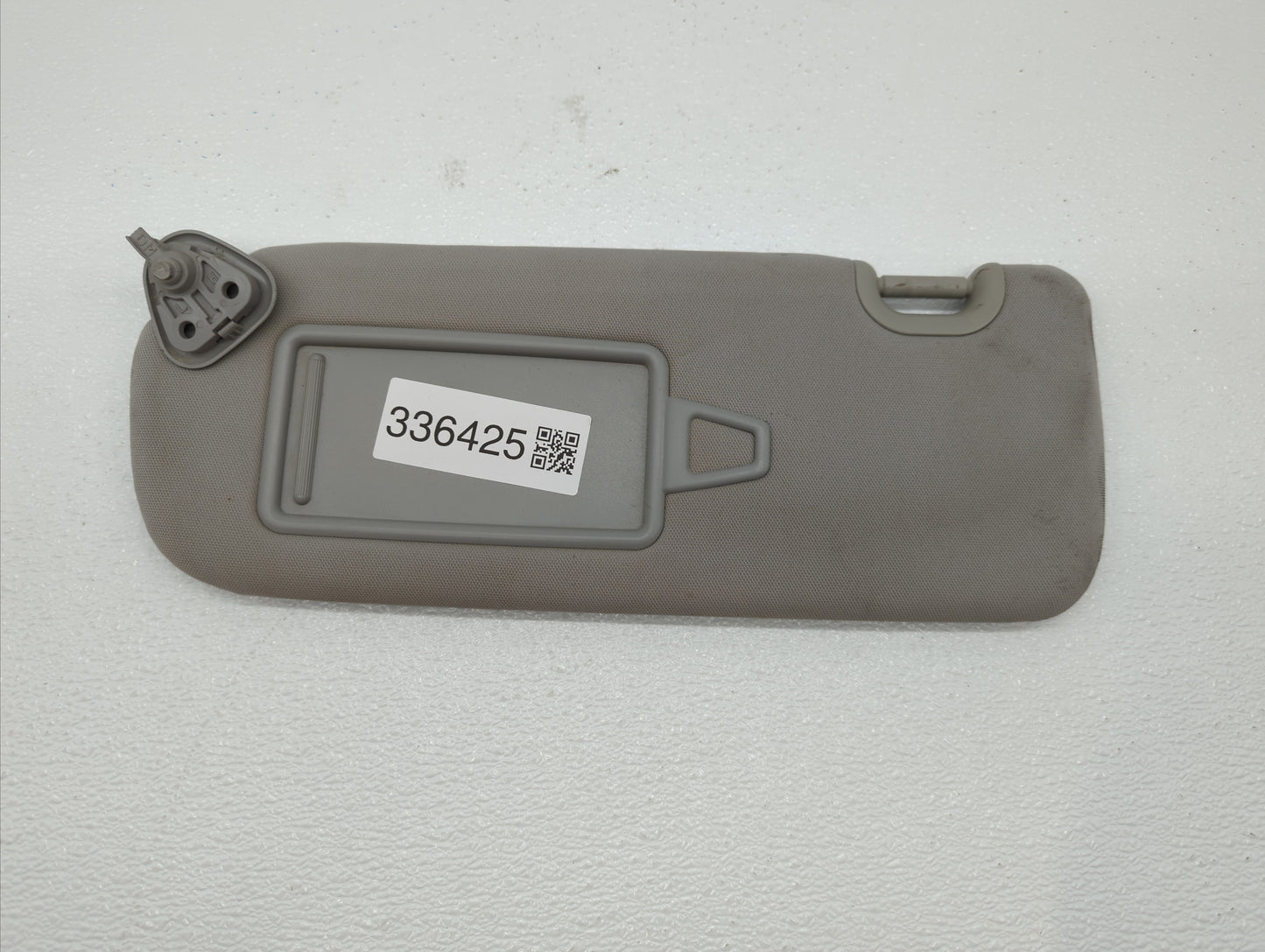2013-2019 Hyundai Santa Fe Sun Visor Shade Replacement Driver Left Mirror Fits Fits 2013 2014 2015 2016 2017 2018 2019 OEM U