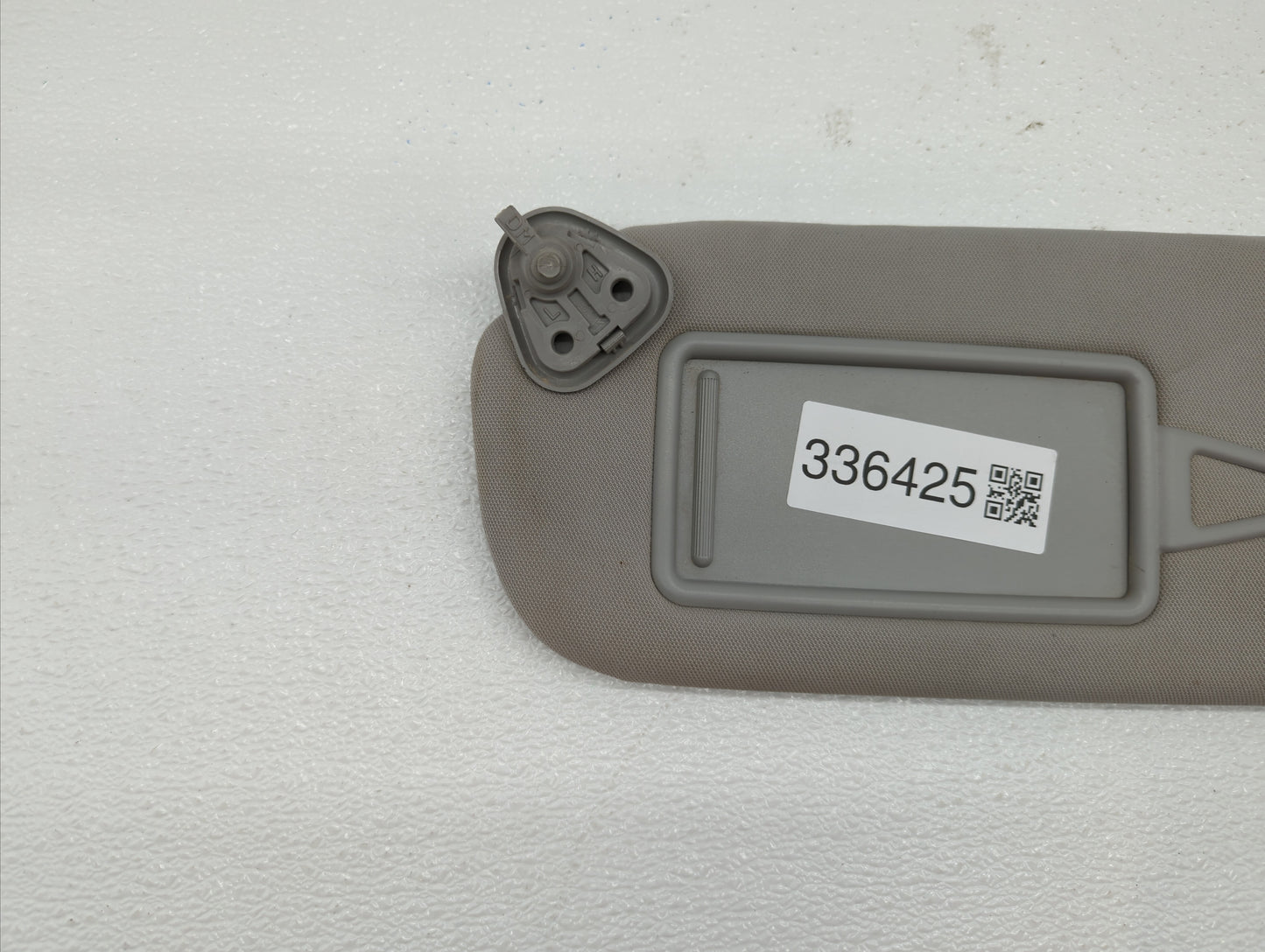 2013-2019 Hyundai Santa Fe Sun Visor Shade Replacement Driver Left Mirror Fits Fits 2013 2014 2015 2016 2017 2018 2019 OEM U