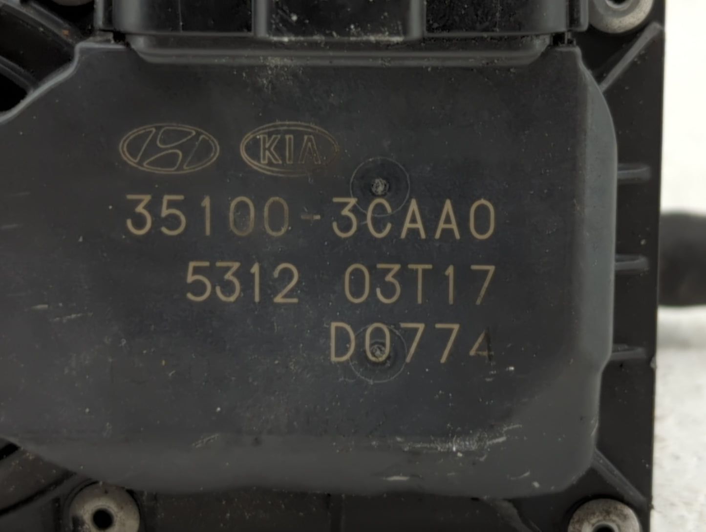 2013-2018 Hyundai Santa Fe Throttle Body P/N:5312 7S14 5310 4P18, 35100-3CAA0 Fits Fits 2012 2013 2014 2015 2016 2017 2018 O