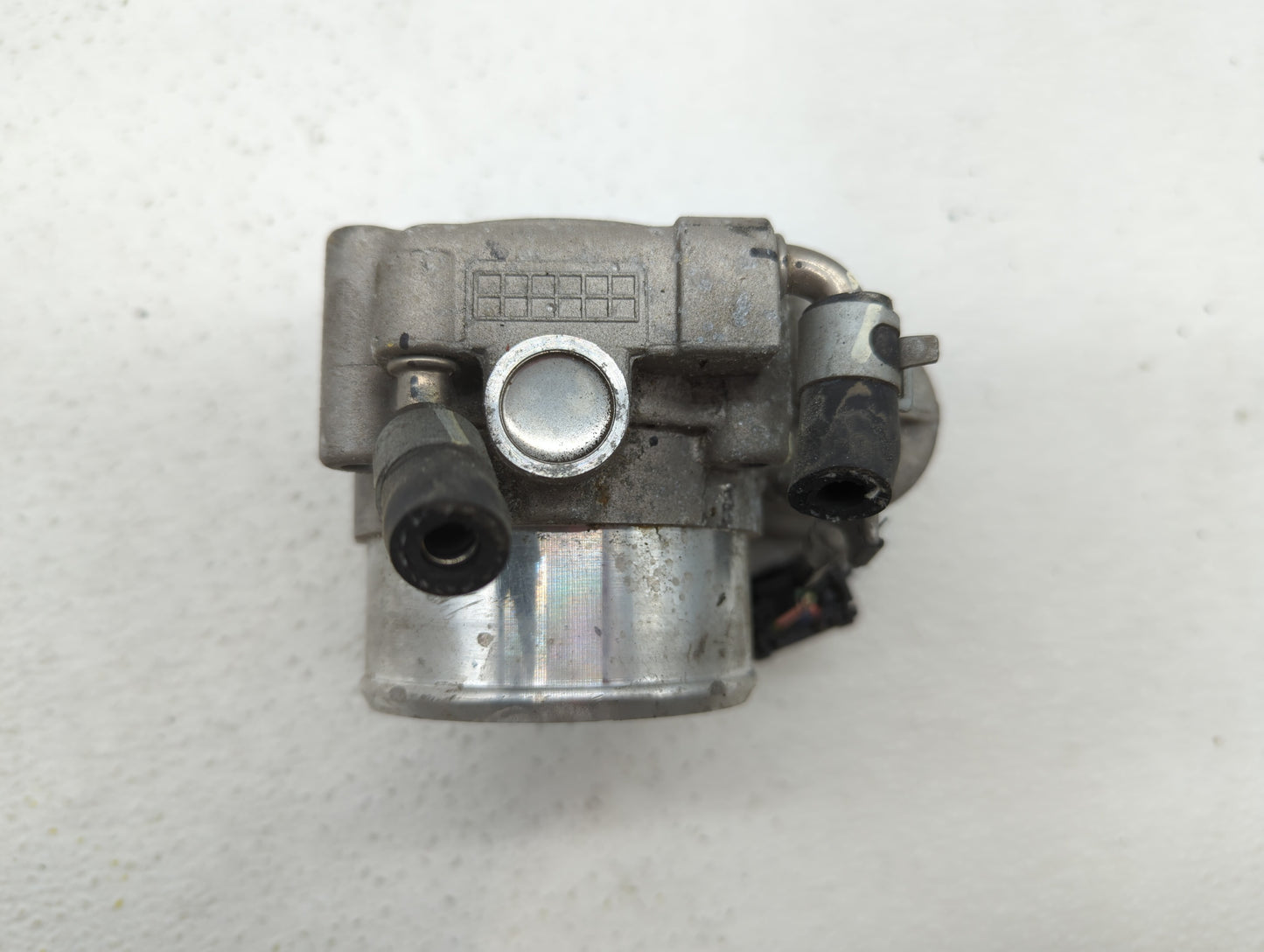 2017 Hyundai Santa Fe Throttle Body P/N:0 280 750 618 35100-2G600 Fits Fits 2015 2016 2018 2019 OEM Used Auto Parts - Oemuse