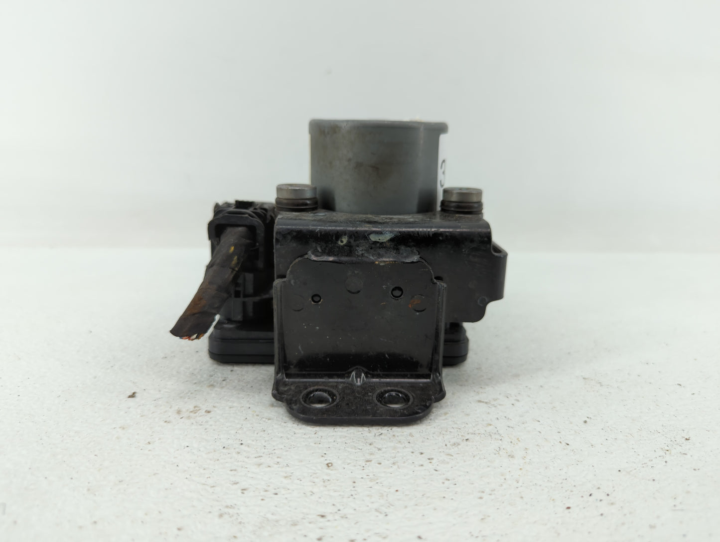 2017-2018 Hyundai Santa Fe ABS Pump Control Module Replacement P/N:58920-B8AC0 Fits Fits 2017 2018 OEM Used Auto Parts - Oem