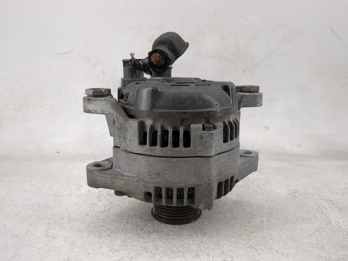 2019-2020 Hyundai Santa Fe Alternator Replacement Generator Charging Assembly Engine OEM P/N:37300-2G061 TN104211-8790 Fits 