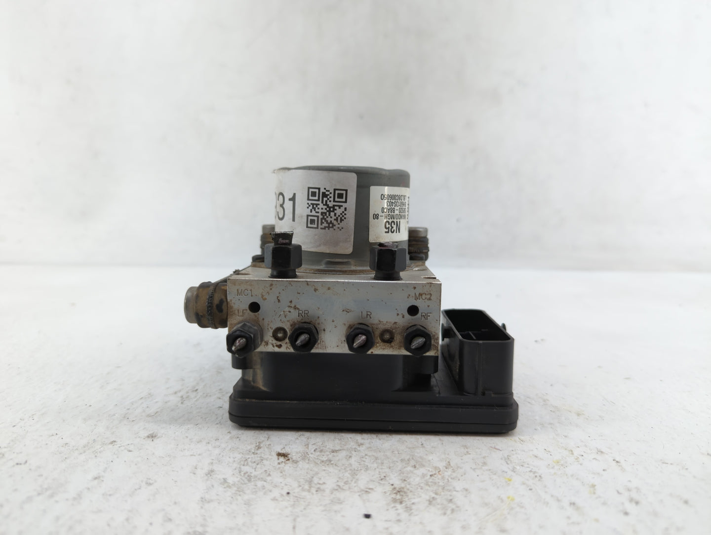 2017-2018 Hyundai Santa Fe ABS Pump Control Module Replacement P/N:58920-B8AC0 Fits Fits 2017 2018 OEM Used Auto Parts - Oem