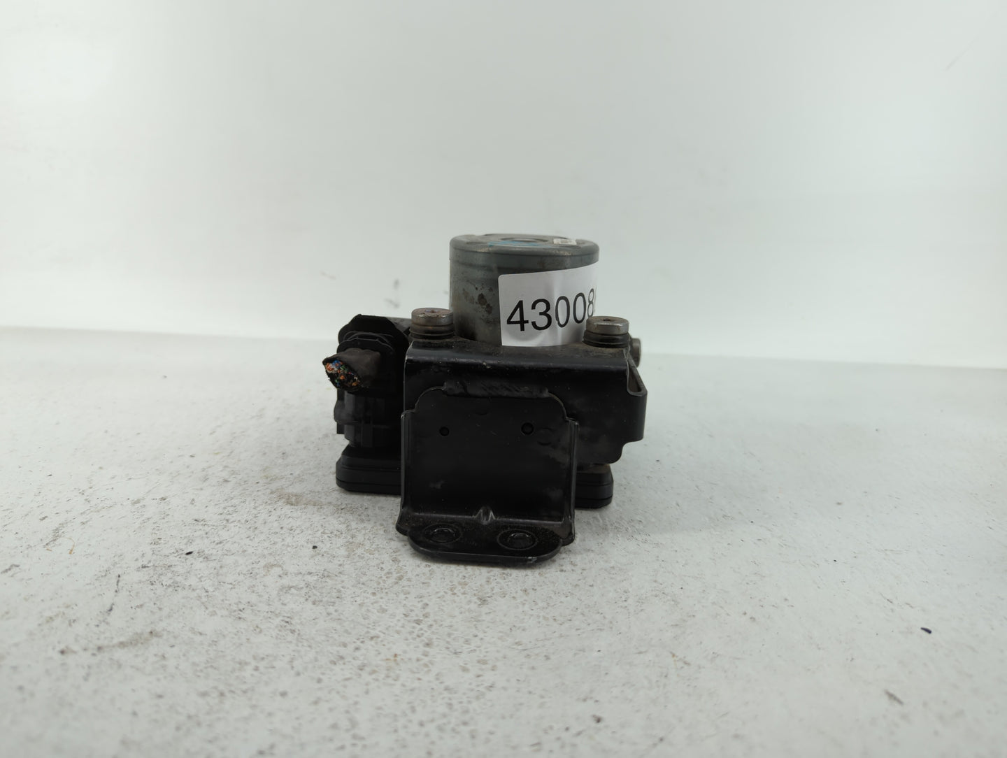 2017-2018 Hyundai Santa Fe ABS Pump Control Module Replacement P/N:58920-B8AC0 Fits Fits 2017 2018 OEM Used Auto Parts - Oem