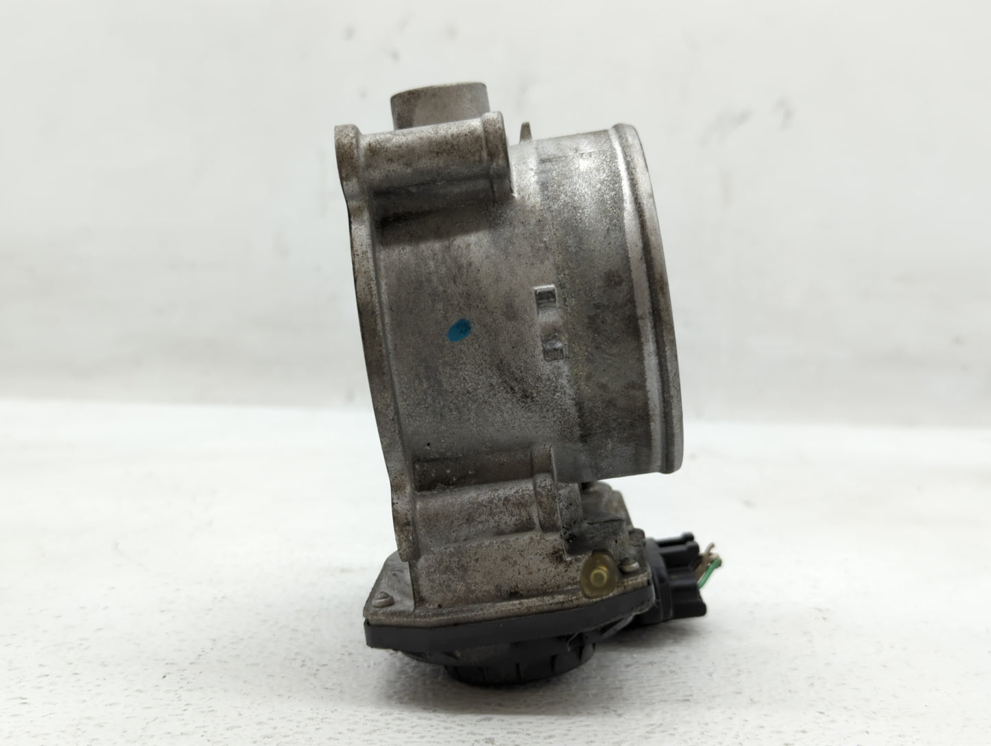 2013-2018 Hyundai Santa Fe Throttle Body P/N:35100-3CAA0 Fits Fits 2012 2013 2014 2015 2016 2017 2018 OEM Used Auto Parts - 