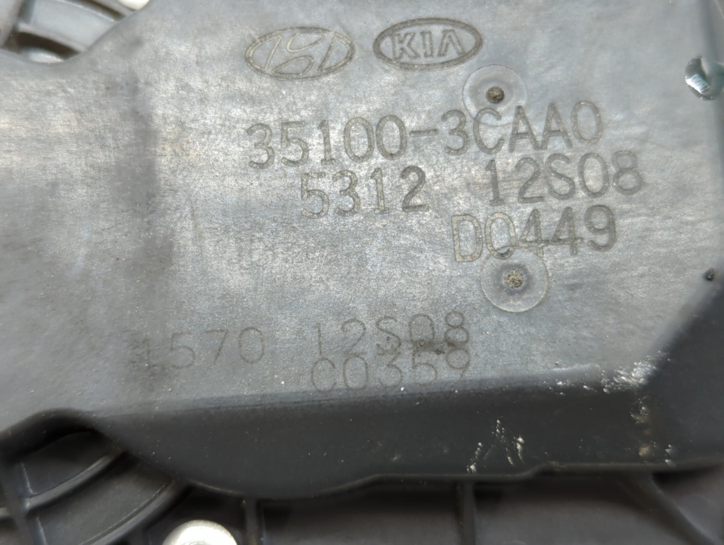 2013-2018 Hyundai Santa Fe Throttle Body P/N:35100-3CAA0 Fits Fits 2012 2013 2014 2015 2016 2017 2018 OEM Used Auto Parts - 