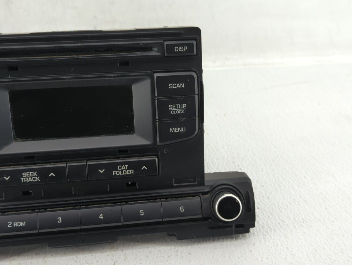2013-2018 Hyundai Santa Fe Am Fm Cd Player Radio Receiver 518404 - Oemusedautoparts1.com