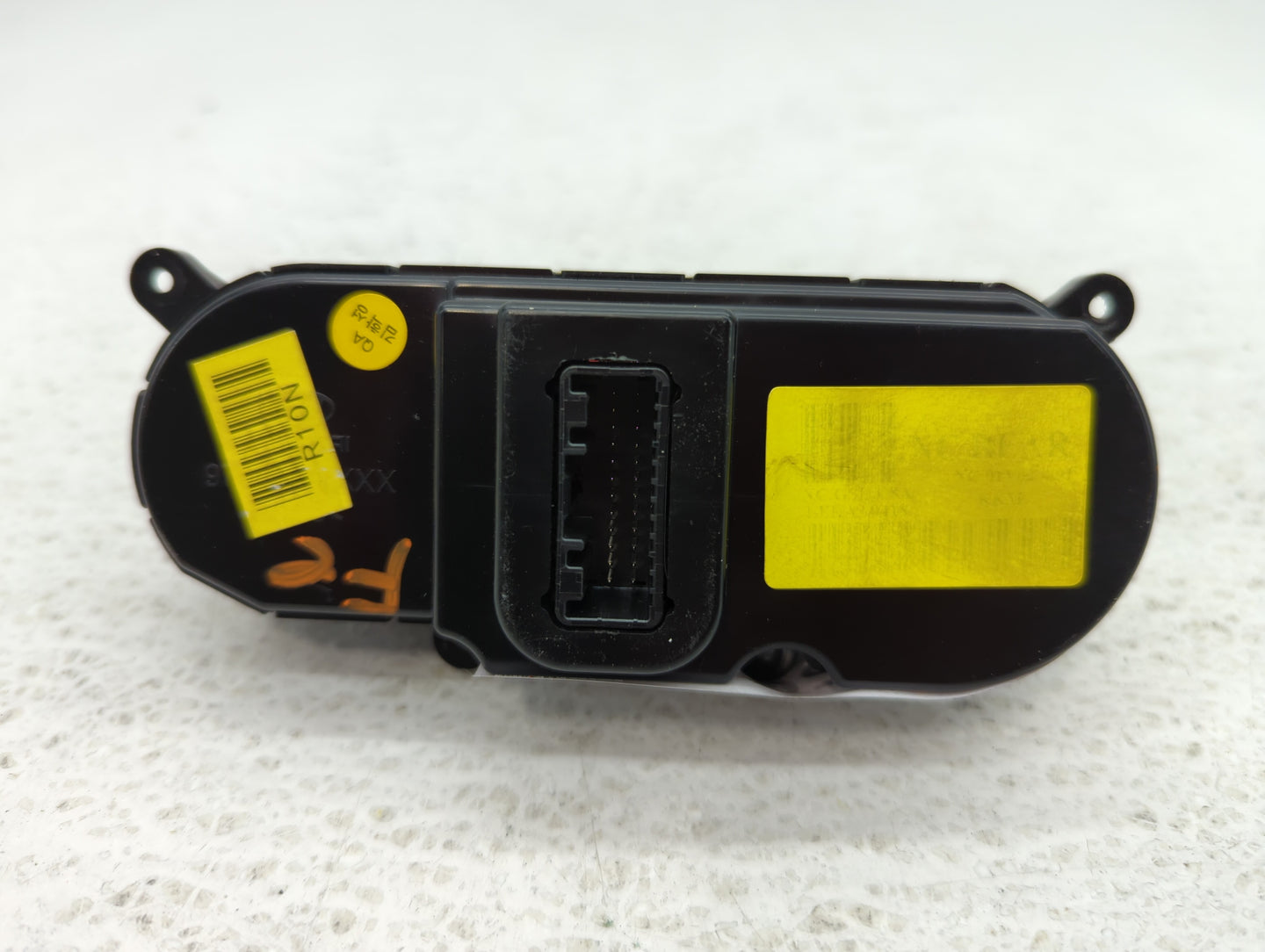 2013-2018 Hyundai Santa Fe Climate Control Module Temperature AC/Heater Replacement P/N:97340-B8XXX Fits OEM Used Auto Parts