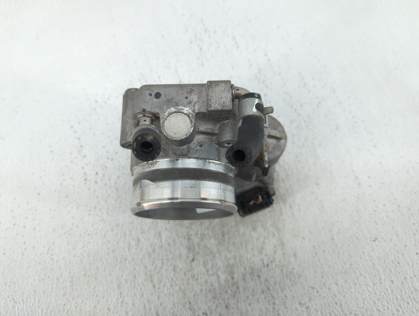 2019-2020 Hyundai Santa Fe Throttle Body P/N:35100-2G600 Fits Fits 2015 2016 2017 2018 2019 2020 2021 OEM Used Auto Parts - 