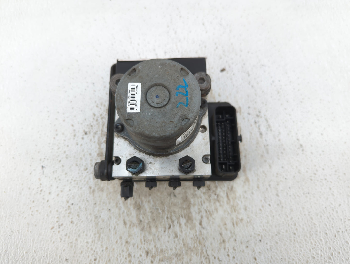 2017-2018 Hyundai Santa Fe ABS Pump Control Module Replacement P/N:58920-B8AC0 Fits Fits 2017 2018 OEM Used Auto Parts - Oem