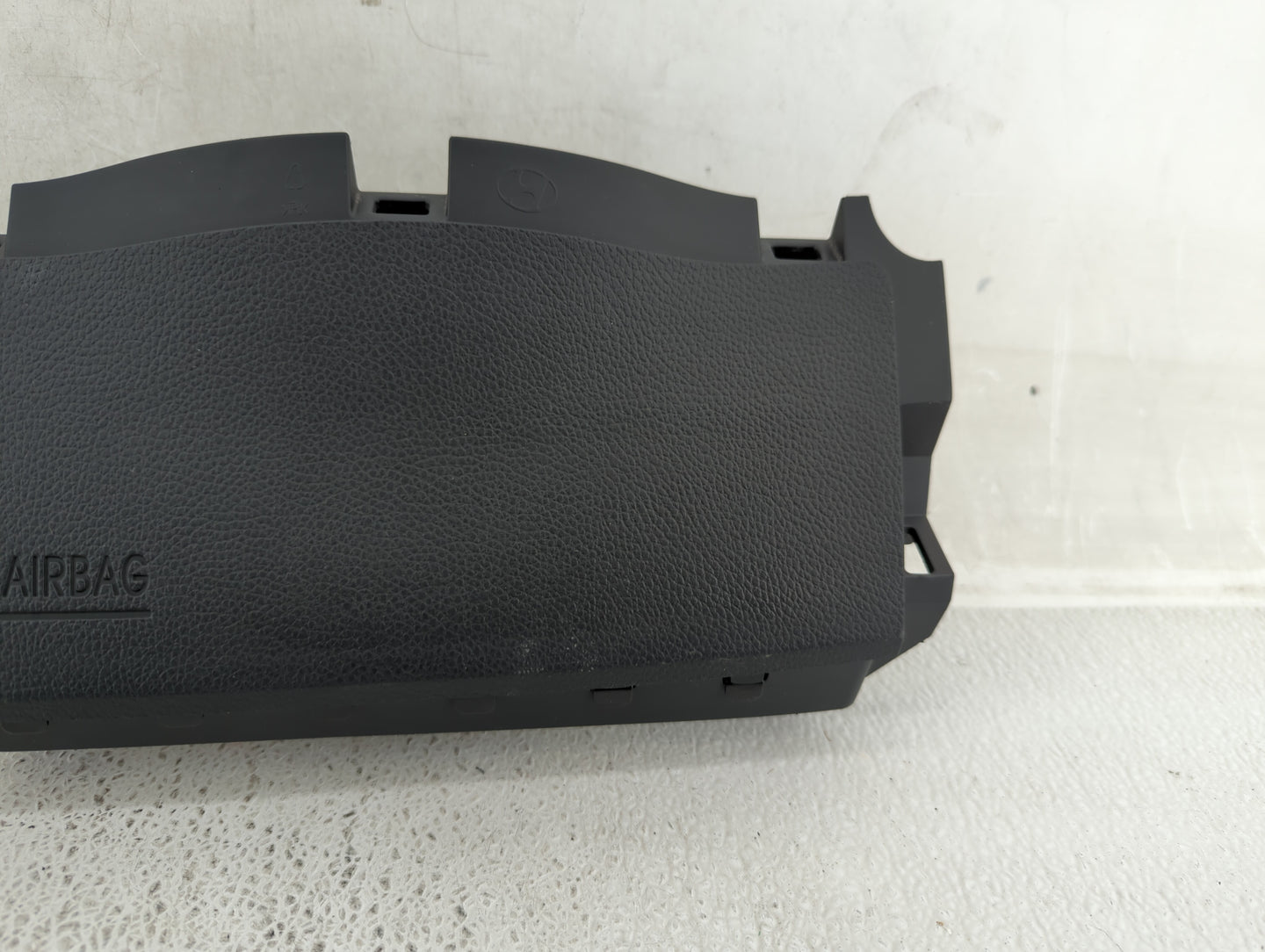 2013-2018 Hyundai Santa Fe Air Bag Passenger Right Dashboard Oem - Oemusedautoparts1.com