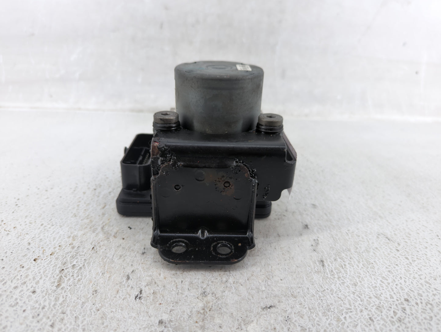 2017-2018 Hyundai Santa Fe ABS Pump Control Module Replacement P/N:58920-B8AC0 Fits Fits 2017 2018 OEM Used Auto Parts - Oem